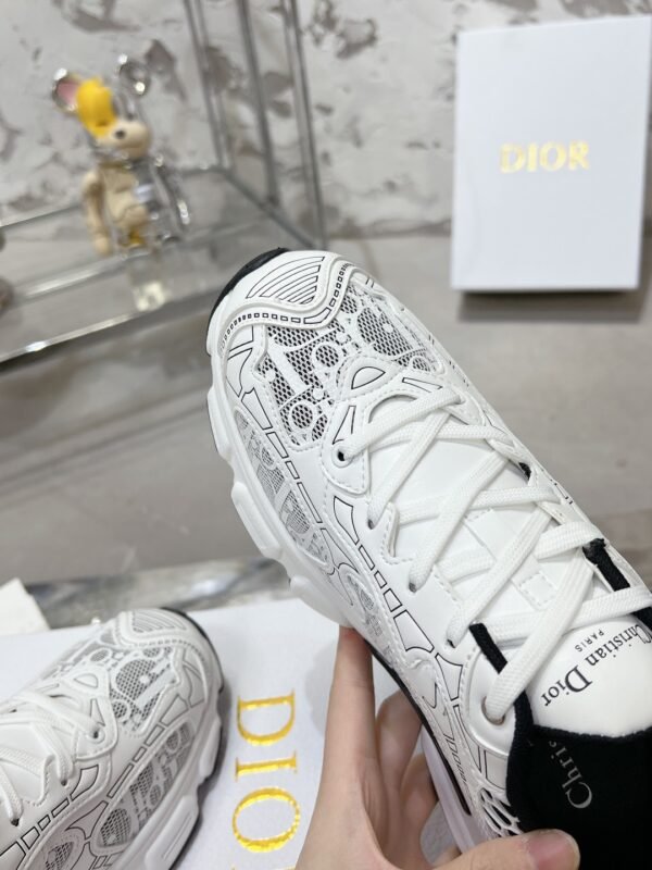 Dior women - Image 5