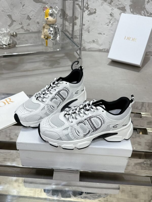 Dior women - Image 5
