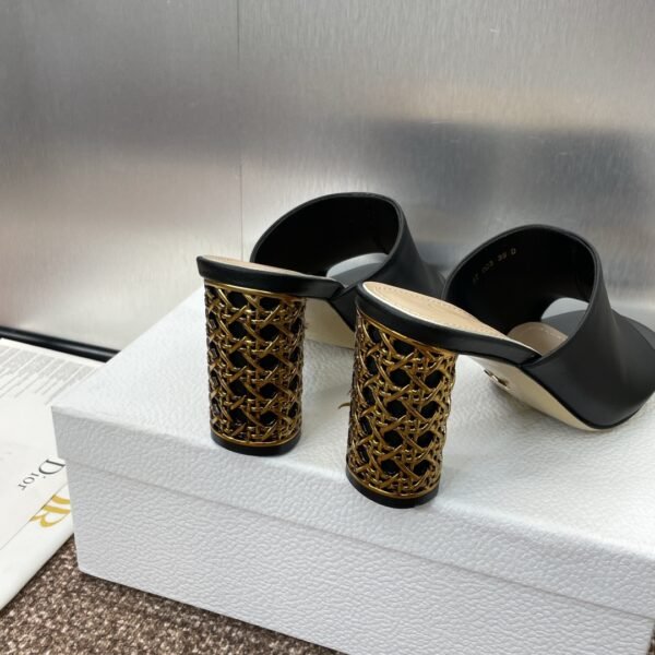 Dior women - Image 5