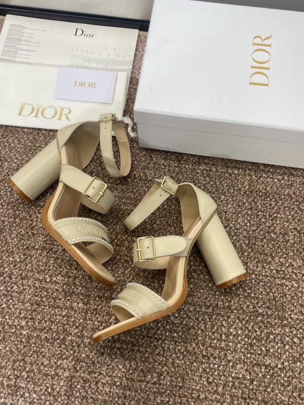 Dior women - Image 5