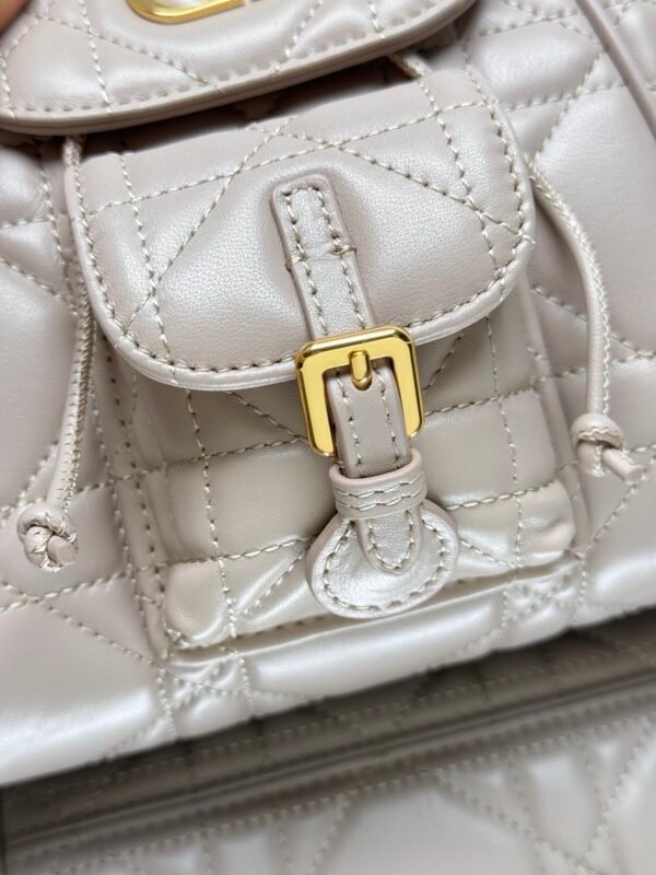 DIOR - Image 5