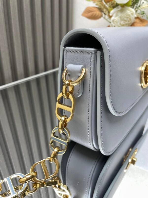 DIOR - Image 5