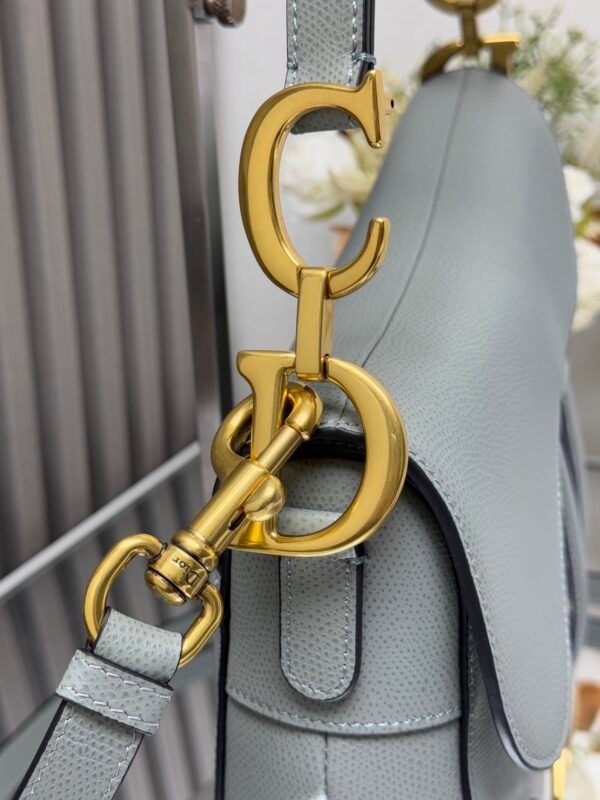 DIOR - Image 5
