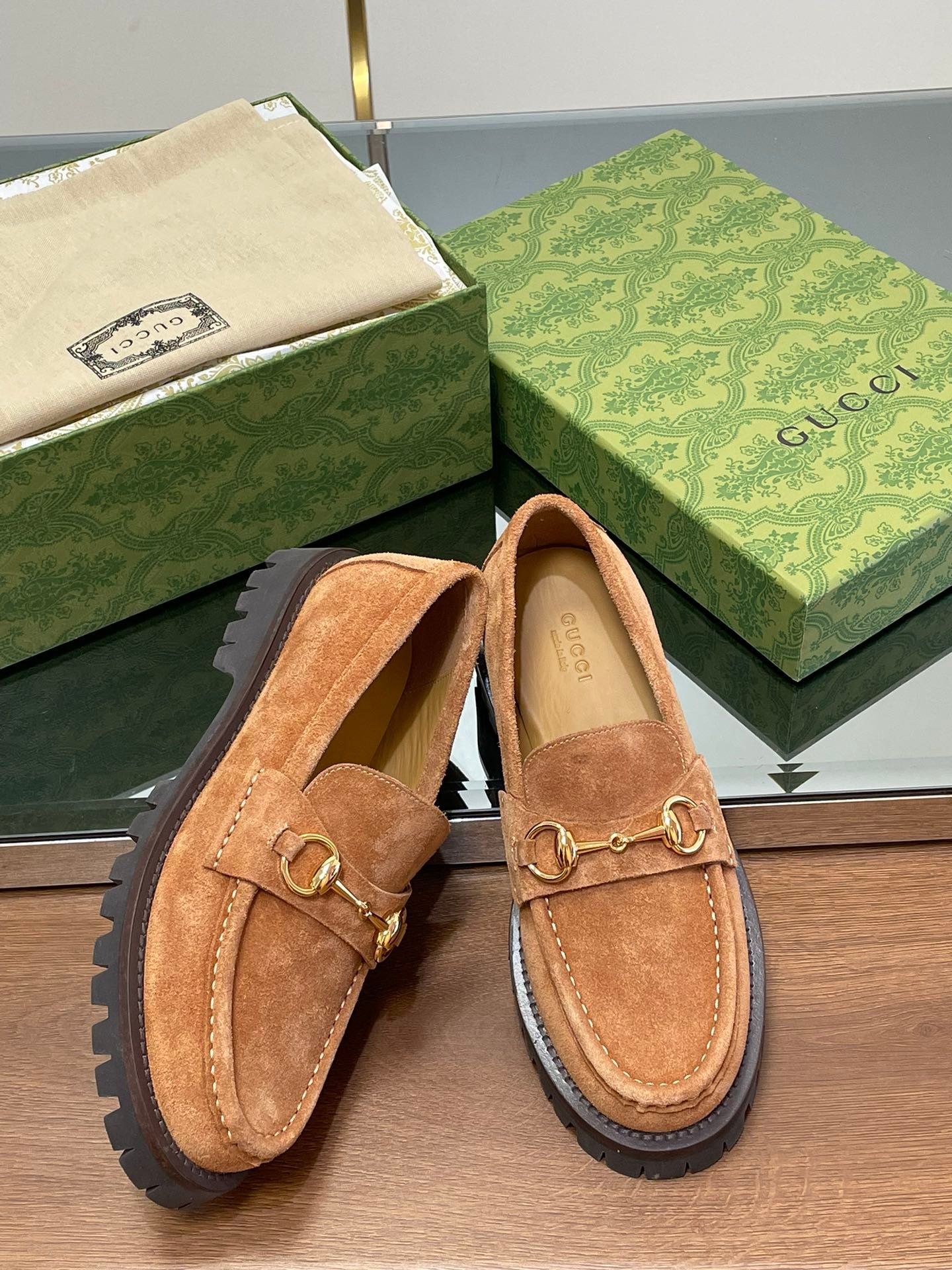 CUCCI WOMEN