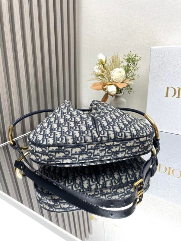 DIOR - Image 5