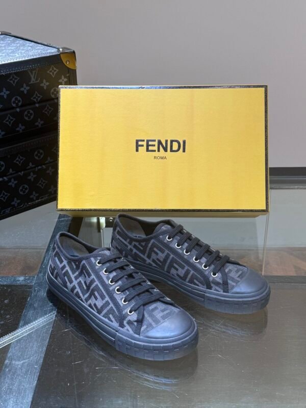 FENDI Man - Image 5