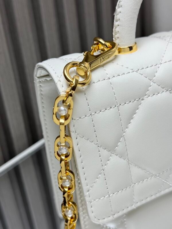 DIOR - Image 5