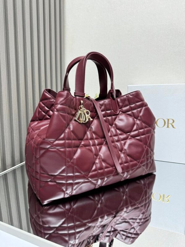DIOR - Image 5