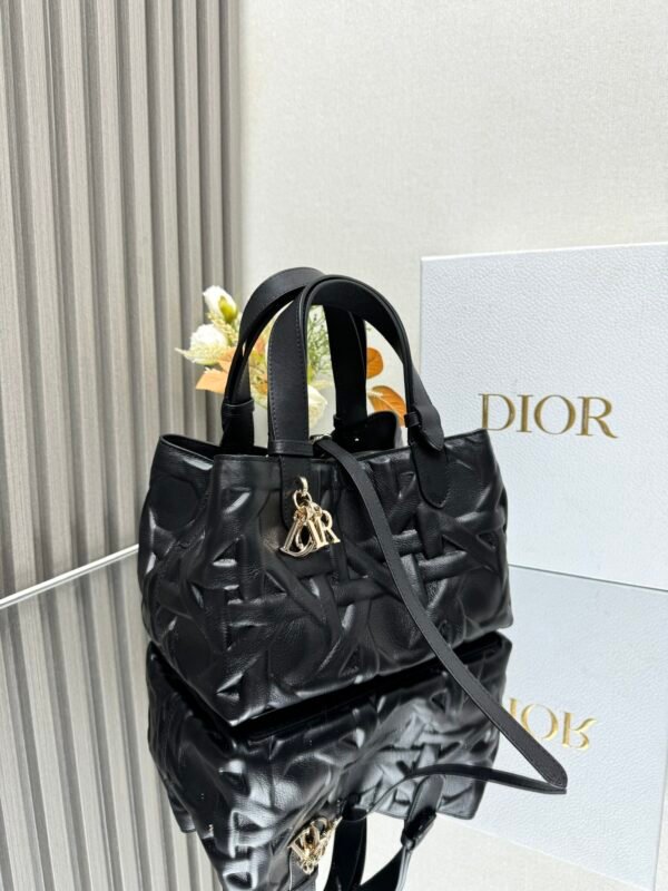 DIOR - Image 5