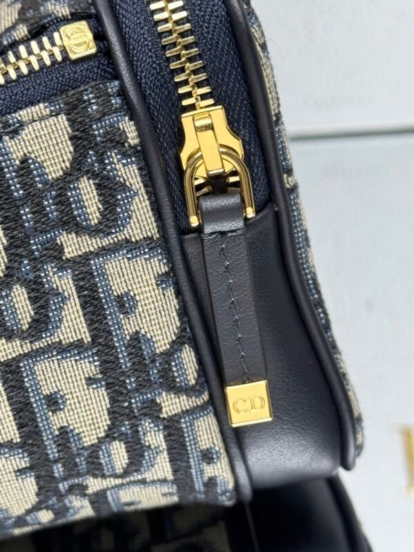 DIOR - Image 5