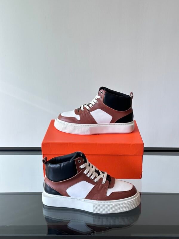 HERMES Man - Image 5