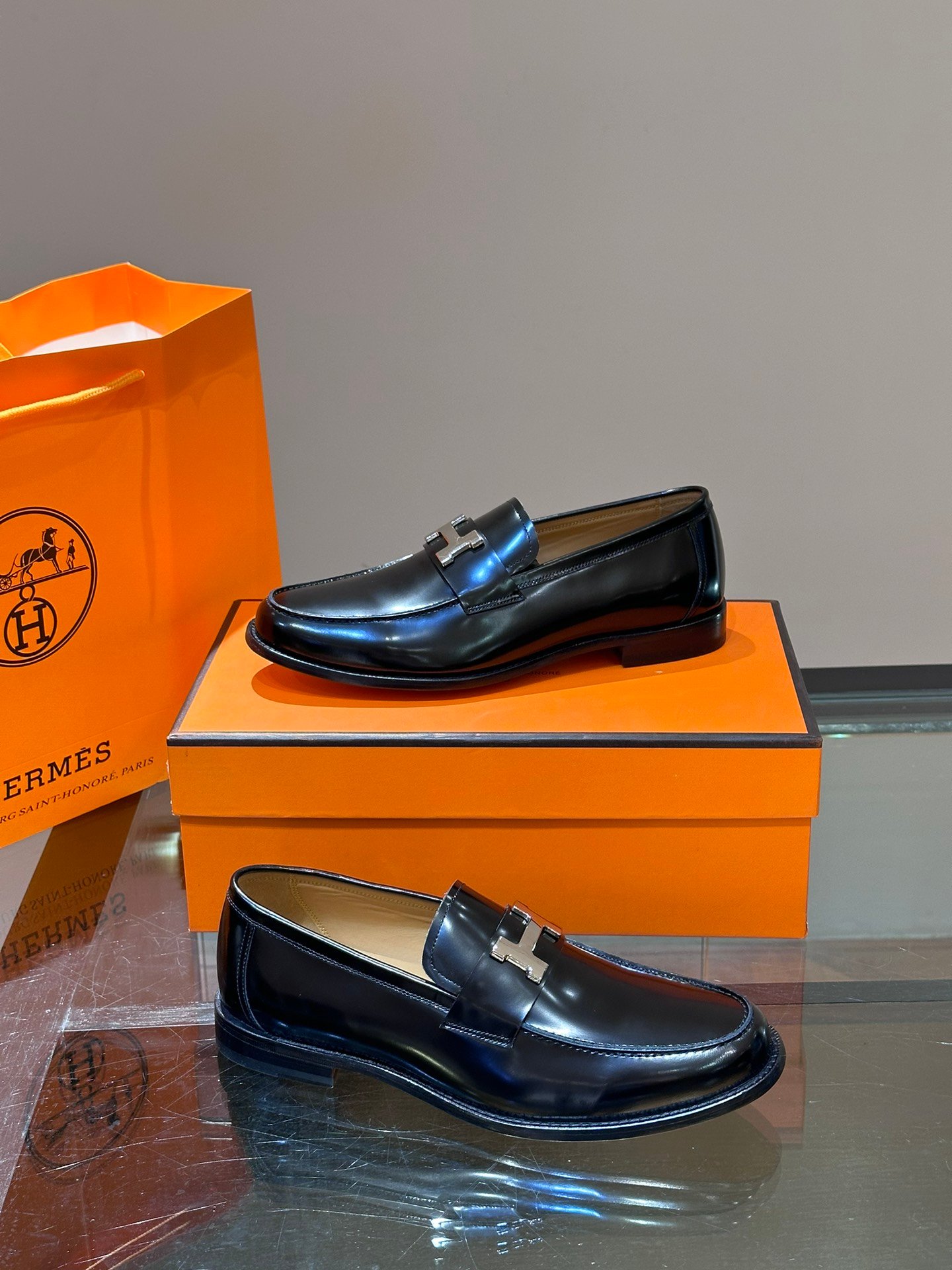 HERMES Man - Image 5