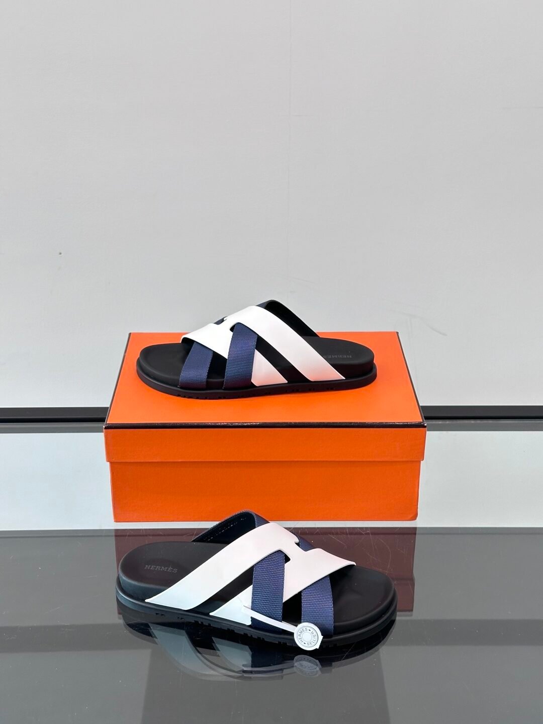 HERMES Man - Image 5