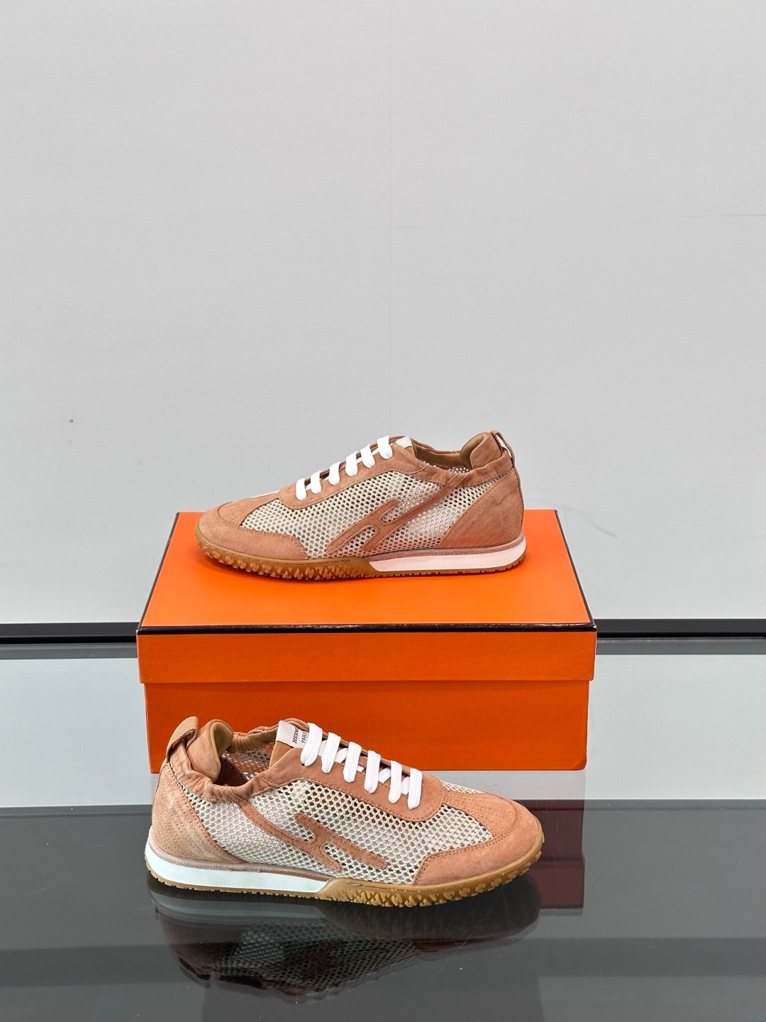 HERMES Man - Image 5