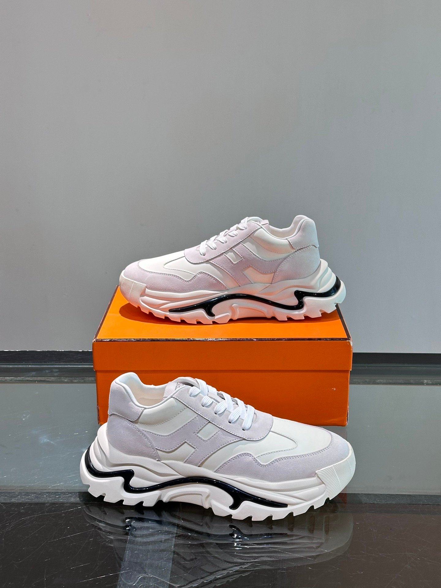 HERMES Man - Image 5