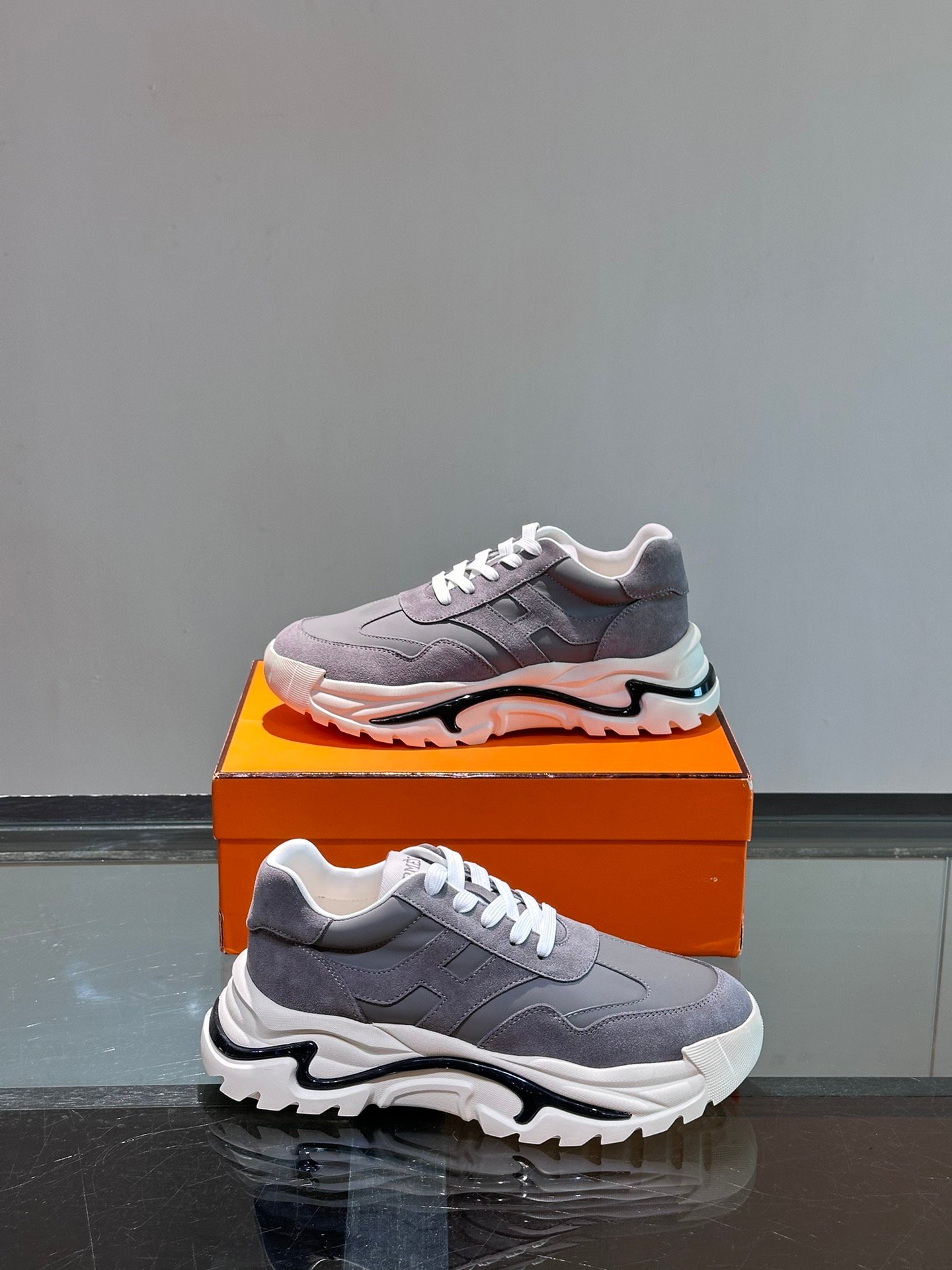 HERMES Man - Image 5