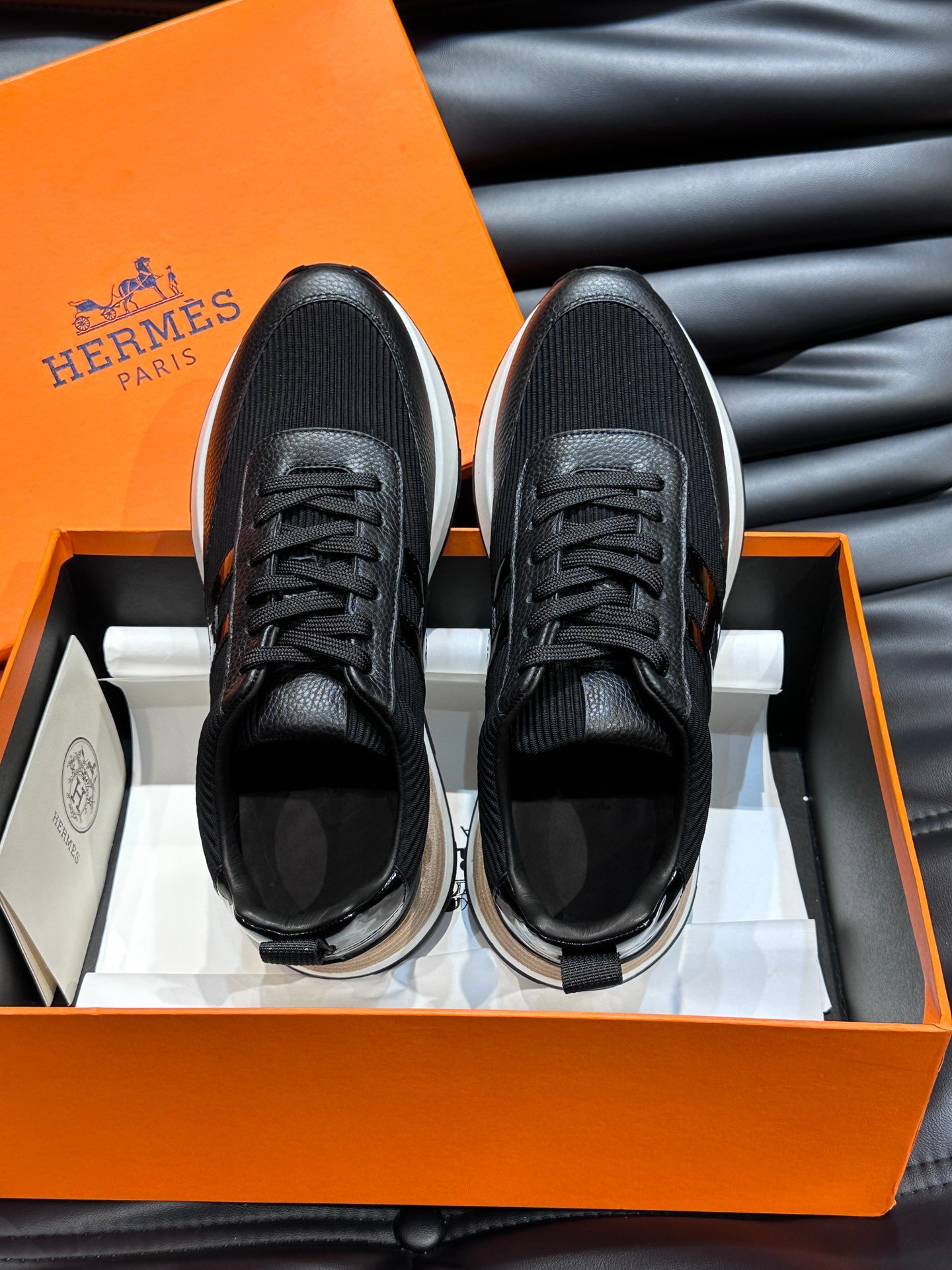 HERMES Man - Image 5