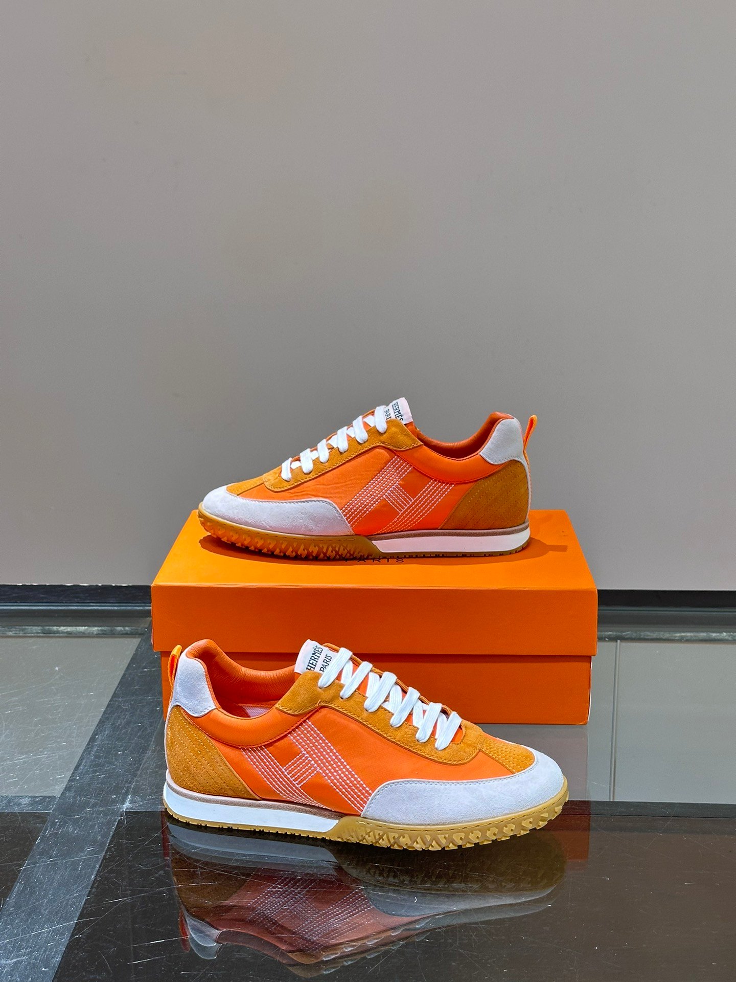 HERMES Man - Image 5