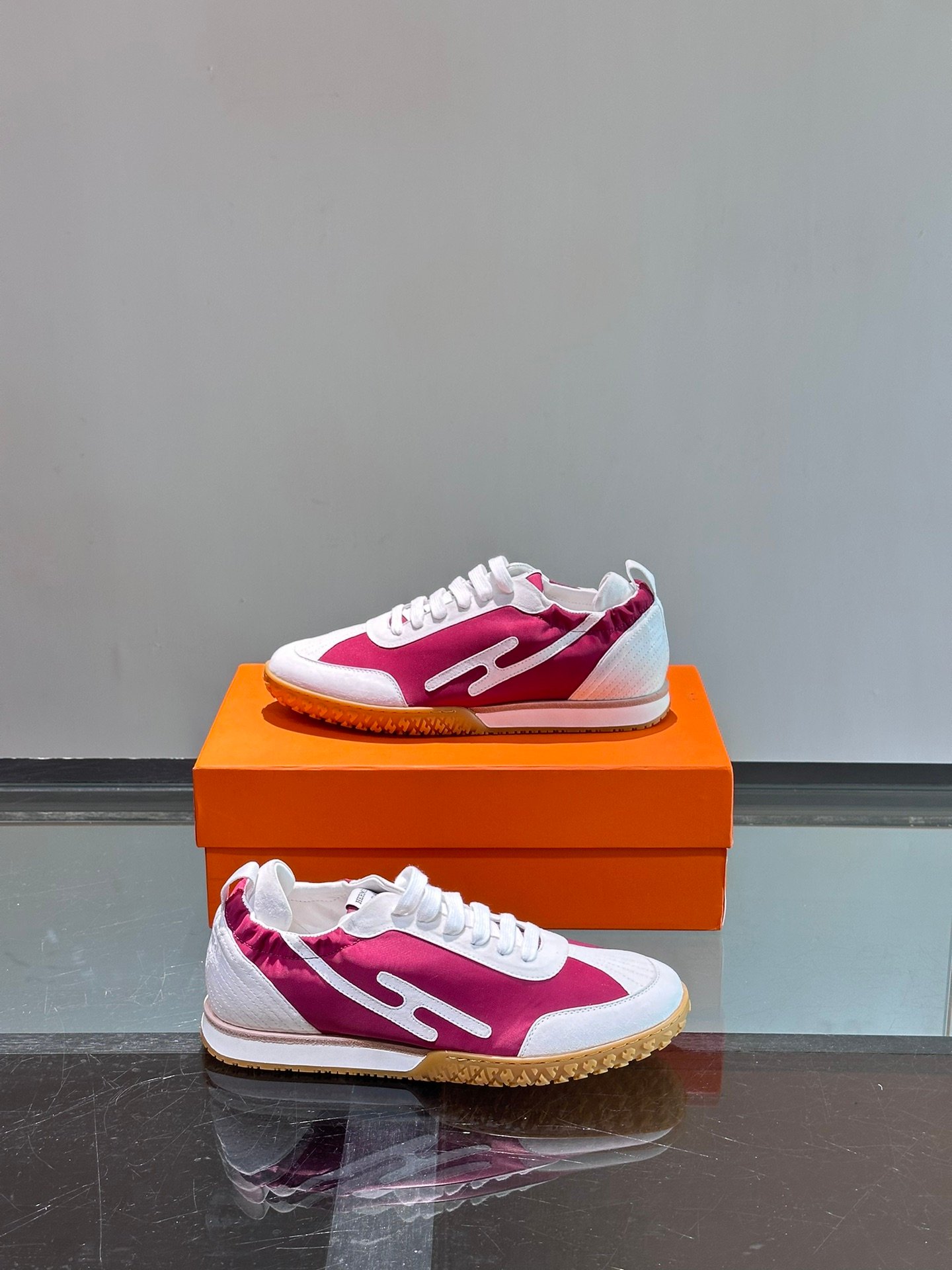 HERMES Man - Image 5