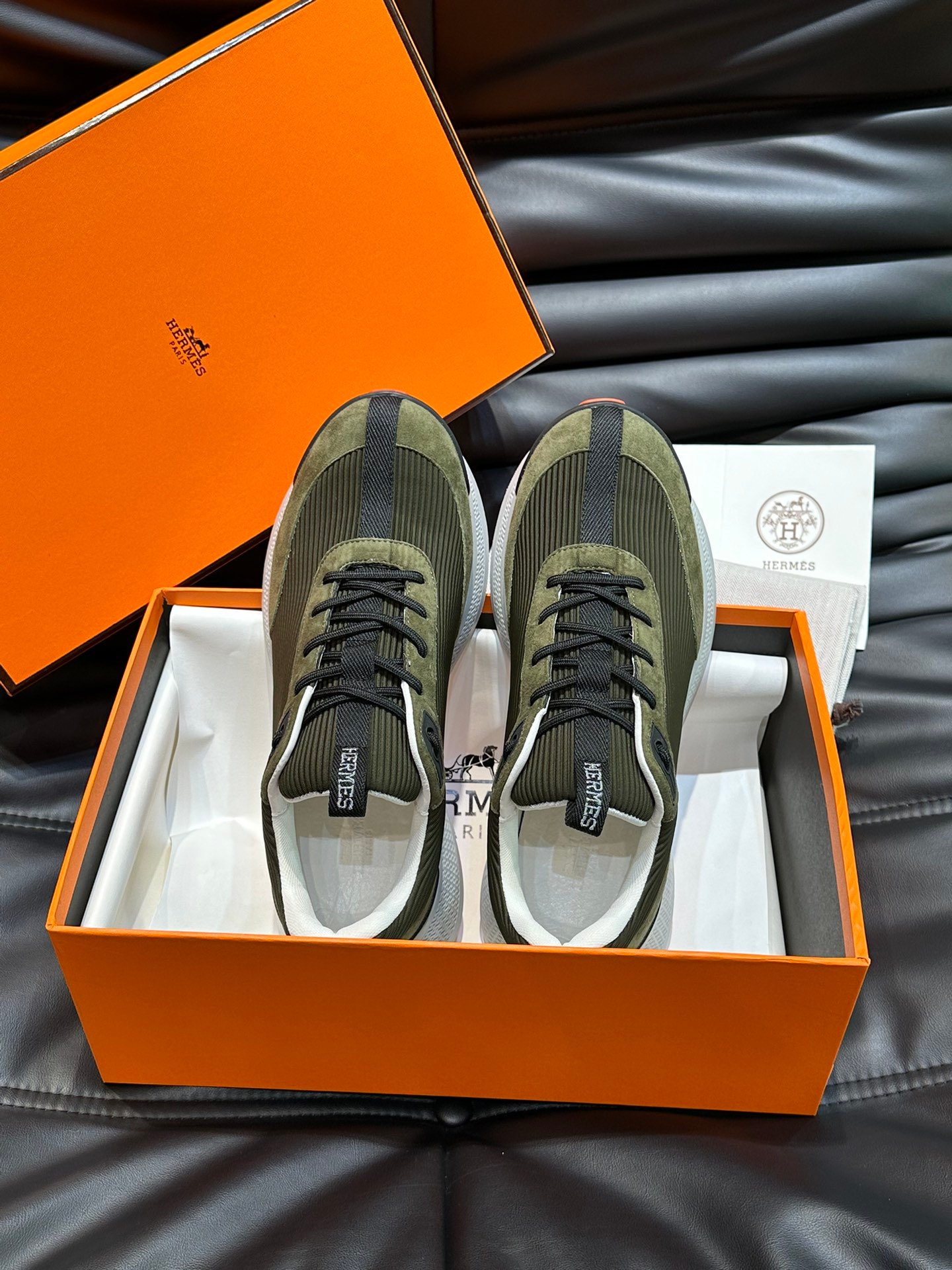 HERMES Man - Image 5