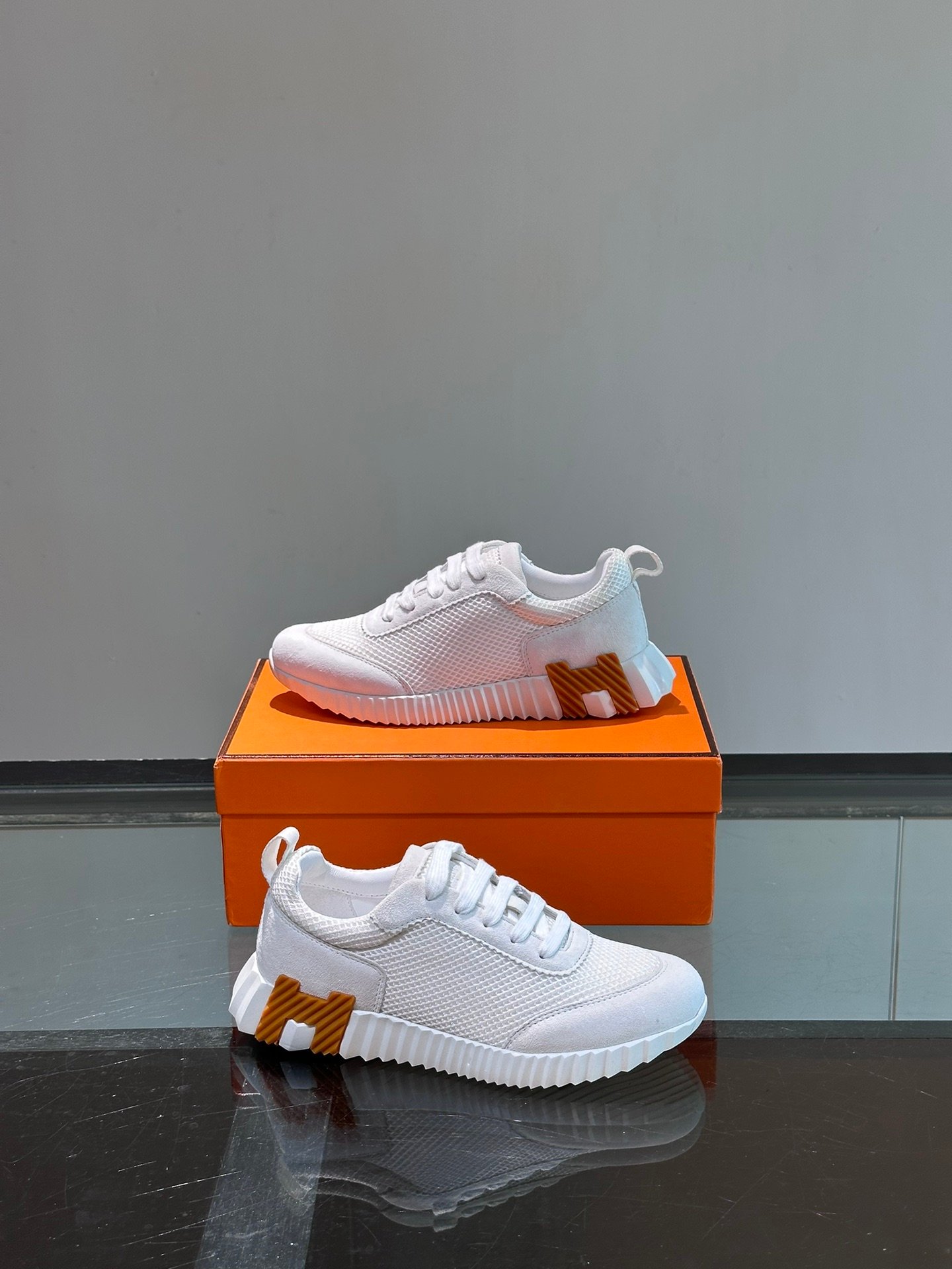 HERMES Man - Image 5