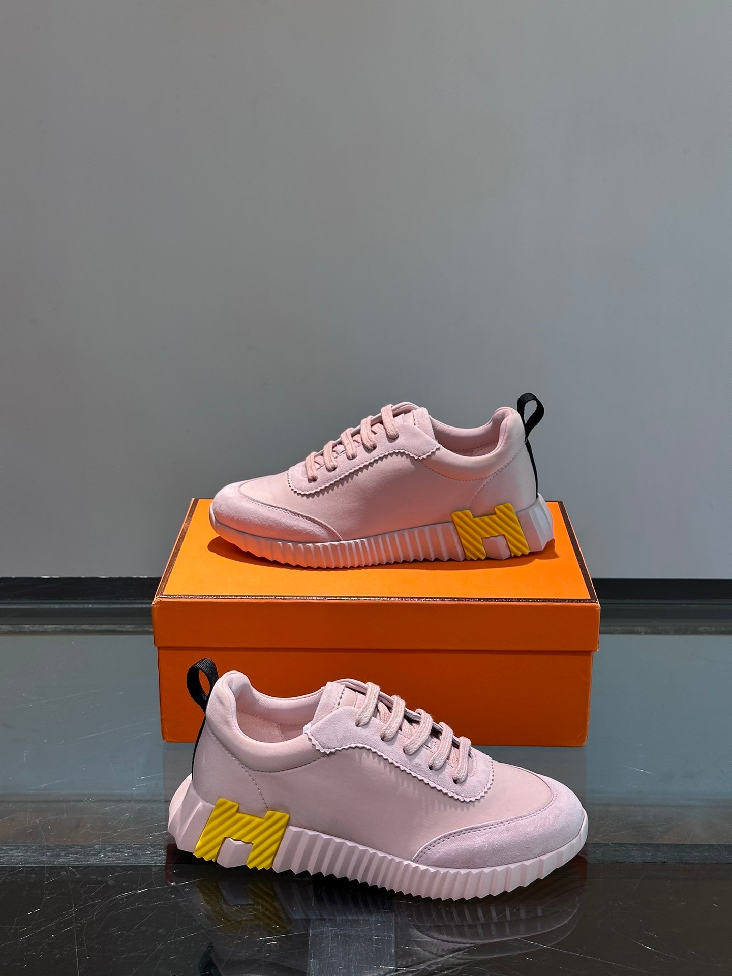 HERMES Man - Image 5