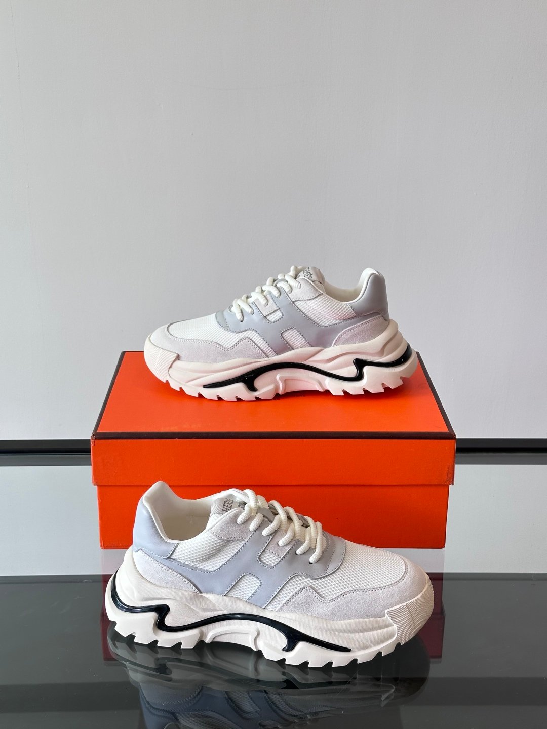 HERMES Man - Image 5