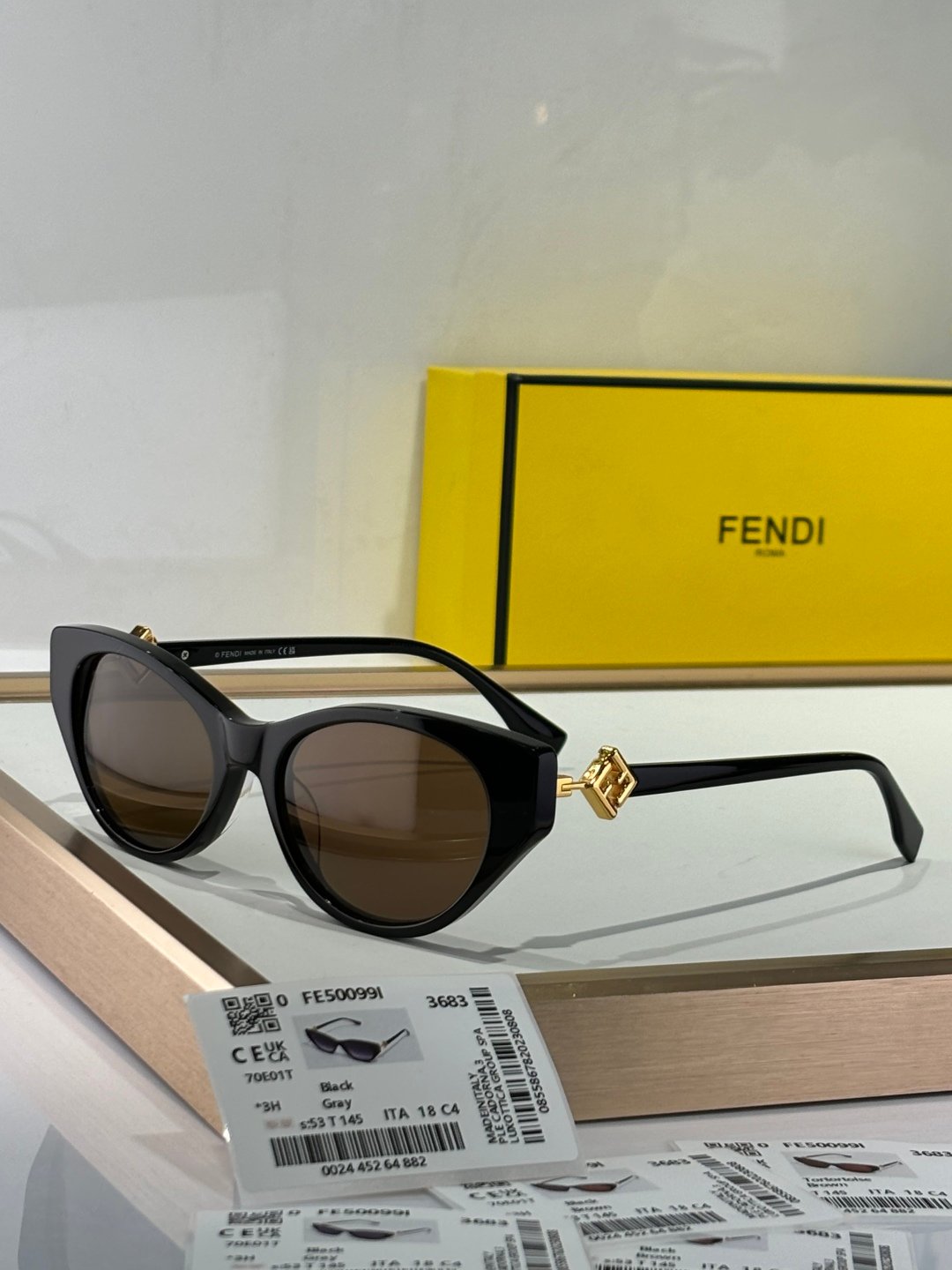 FENDI - Image 6