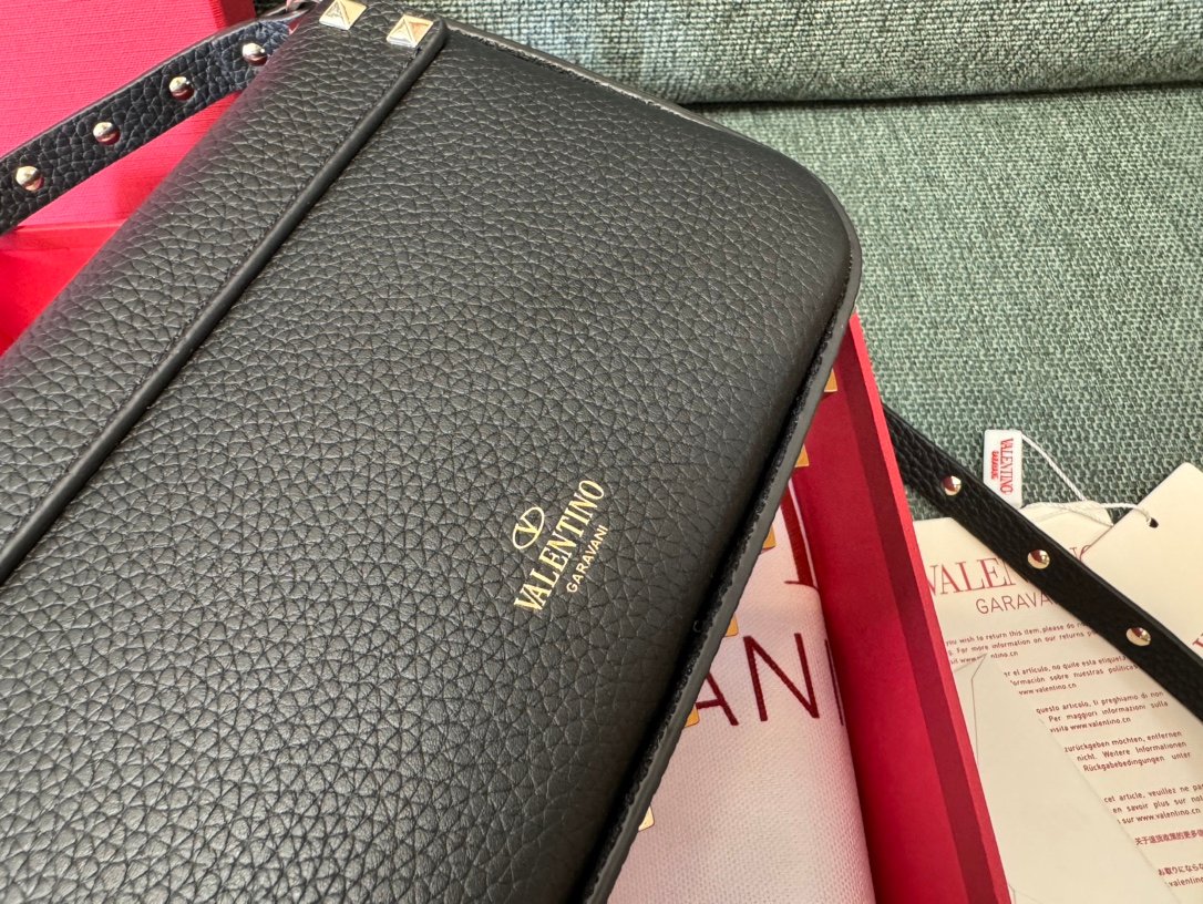 Valentino Bag - Image 4