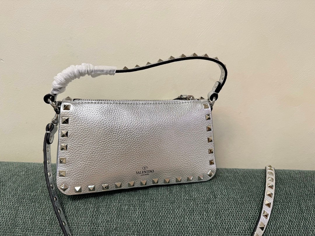 Valentino Bag - Image 4
