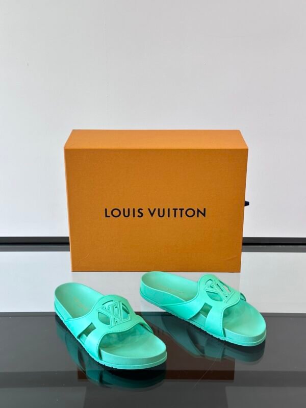 LV MAN - Image 6