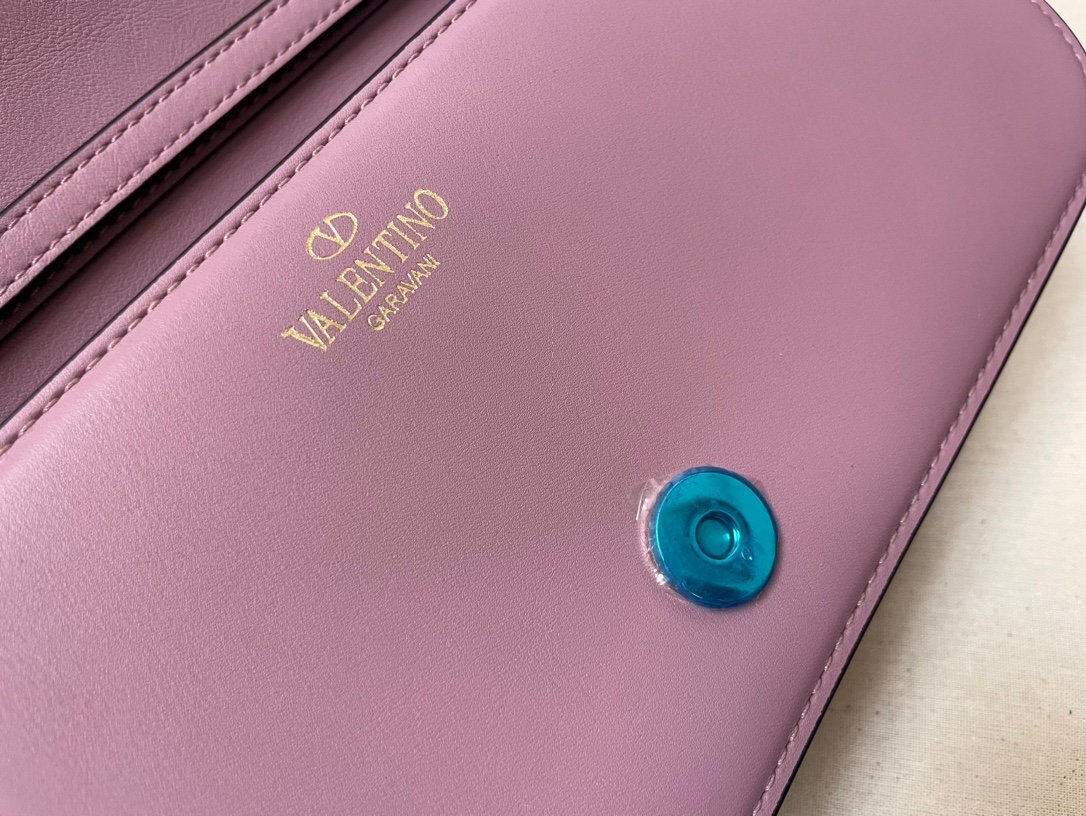Valentino Bag - Image 4