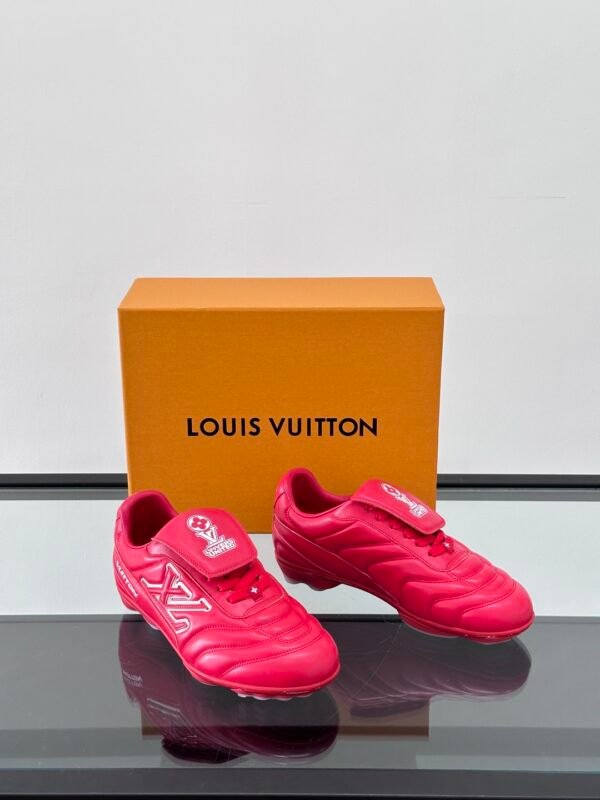 LV MAN - Image 6