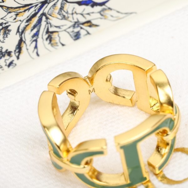 Dior - Image 6