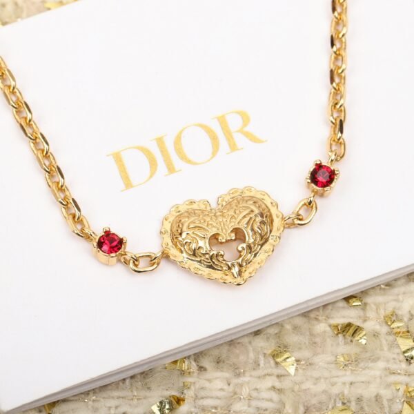 Dior - Image 6