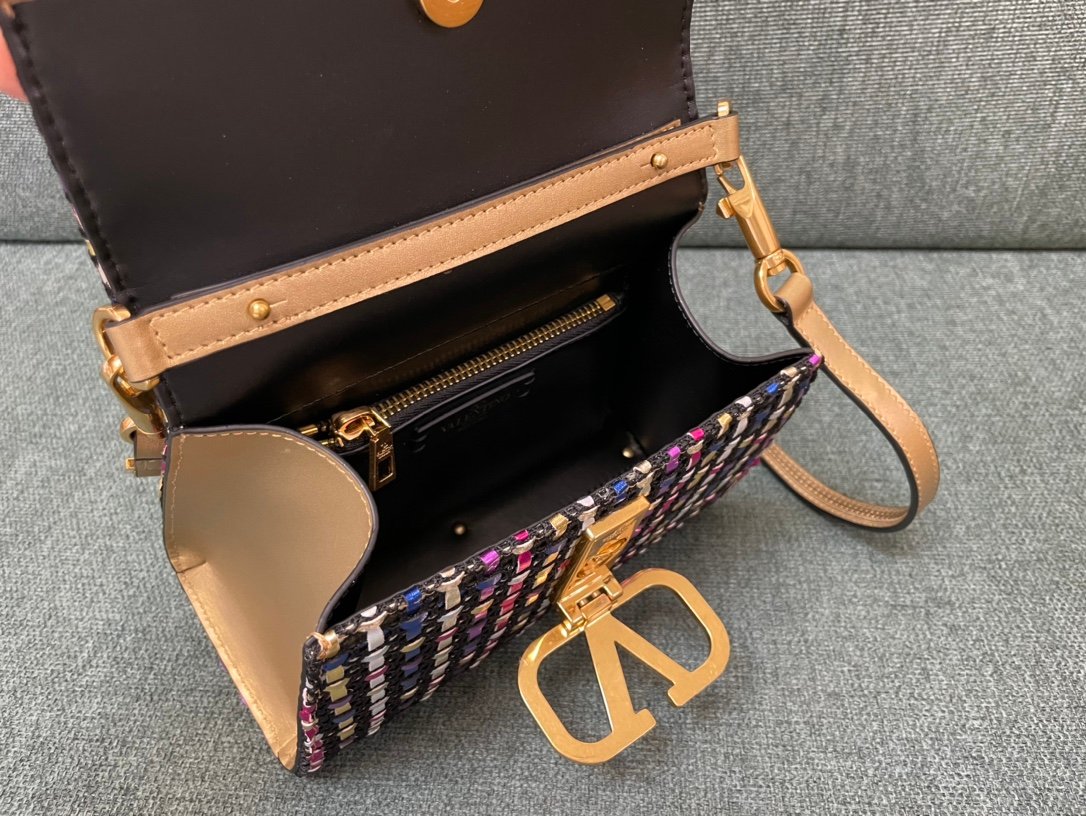 Valentino Bag - Image 6