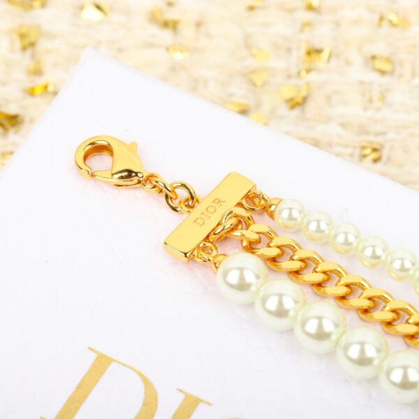 Dior - Image 6