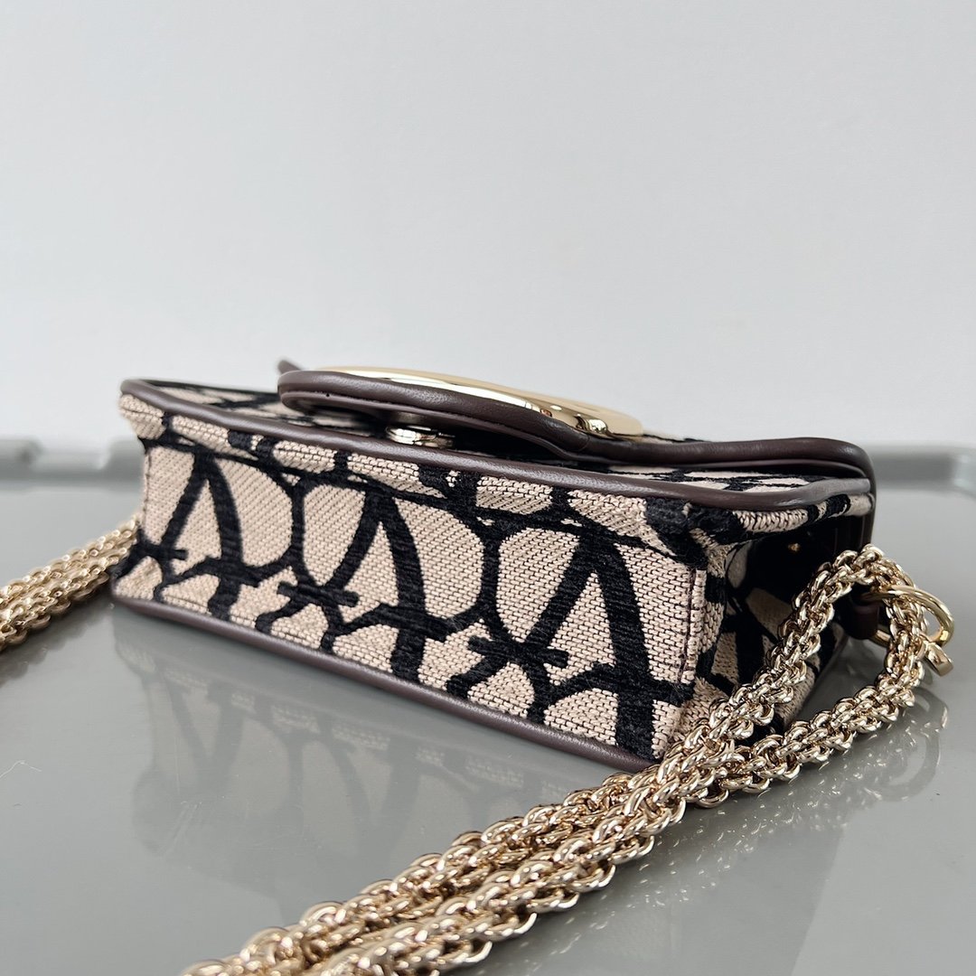 Valentino Bag - Image 6