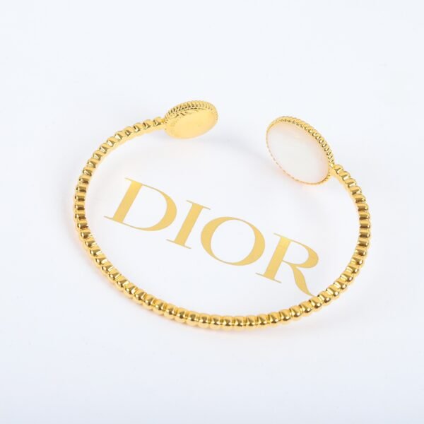 Dior - Image 6