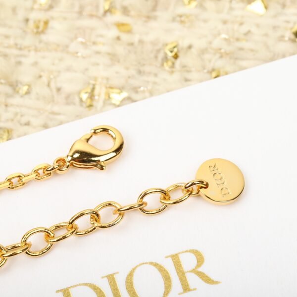 Dior - Image 6