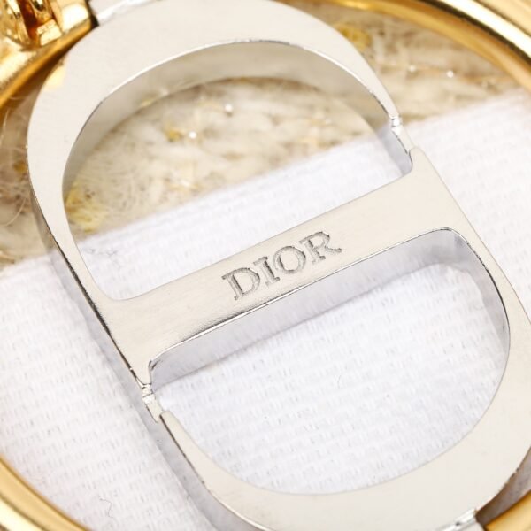 Dior - Image 6