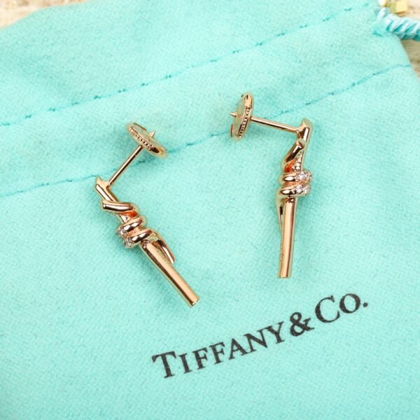 TIFFANY - Image 6