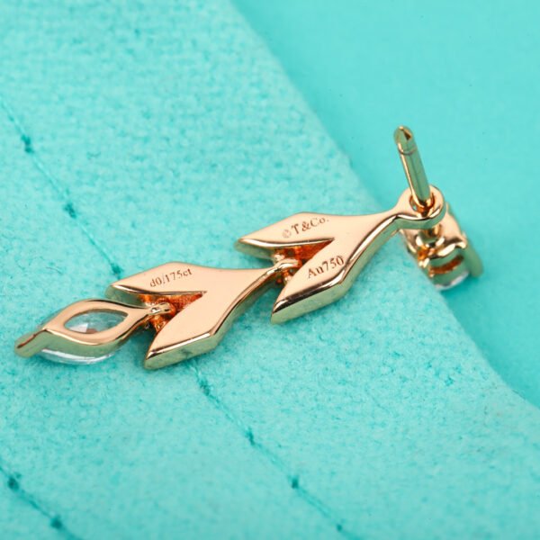 TIFFANY - Image 6