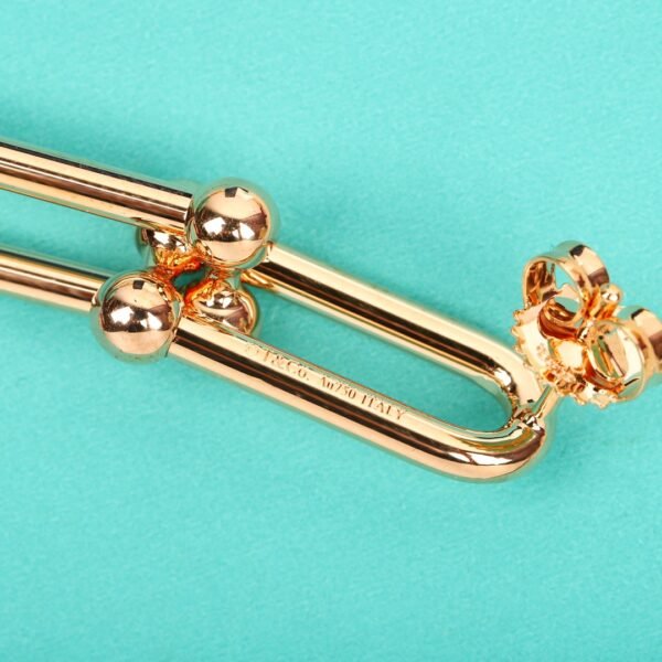 TIFFANY - Image 6