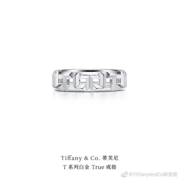 TIFFANY - Image 6