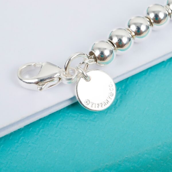 TIFFANY - Image 6