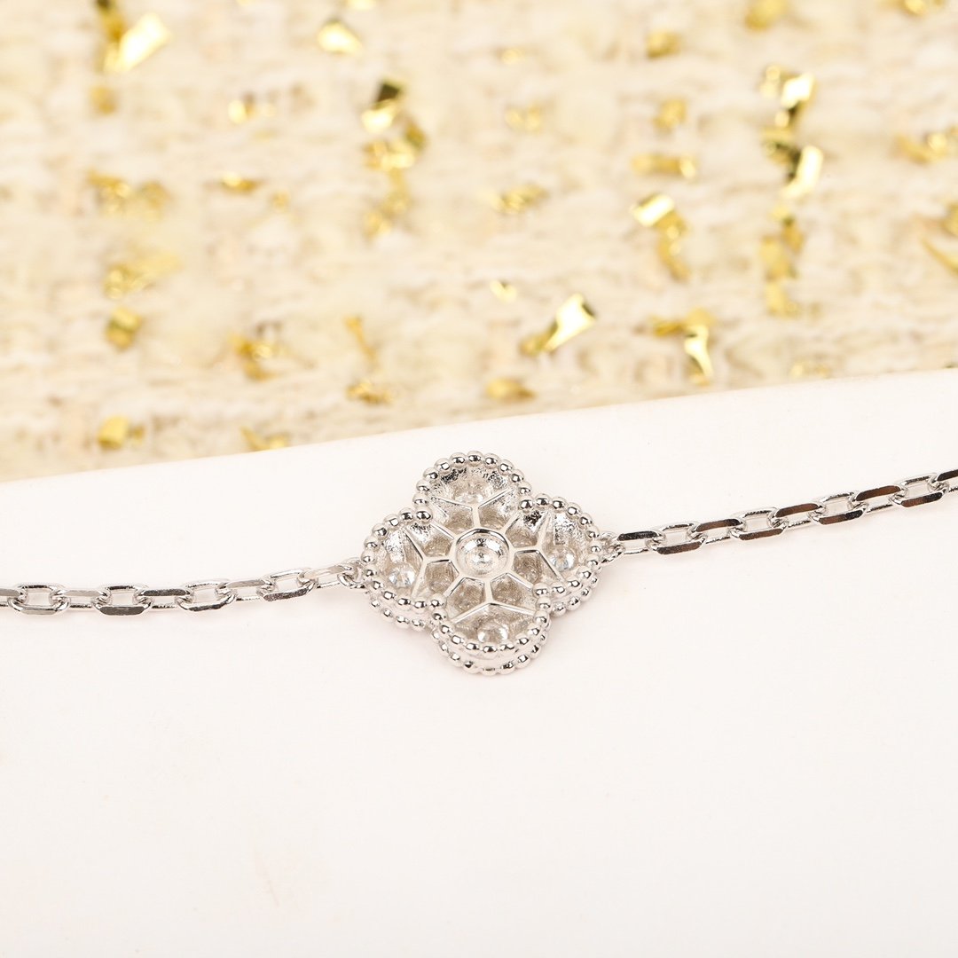 Van Cleef & Arpels - Image 6