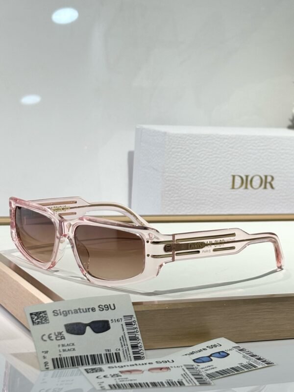 Dior - Image 3