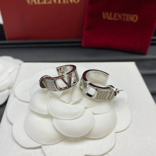 VELENTINO - Image 6