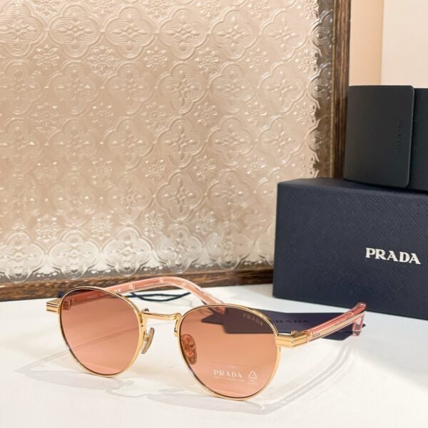 PRADA - Image 6